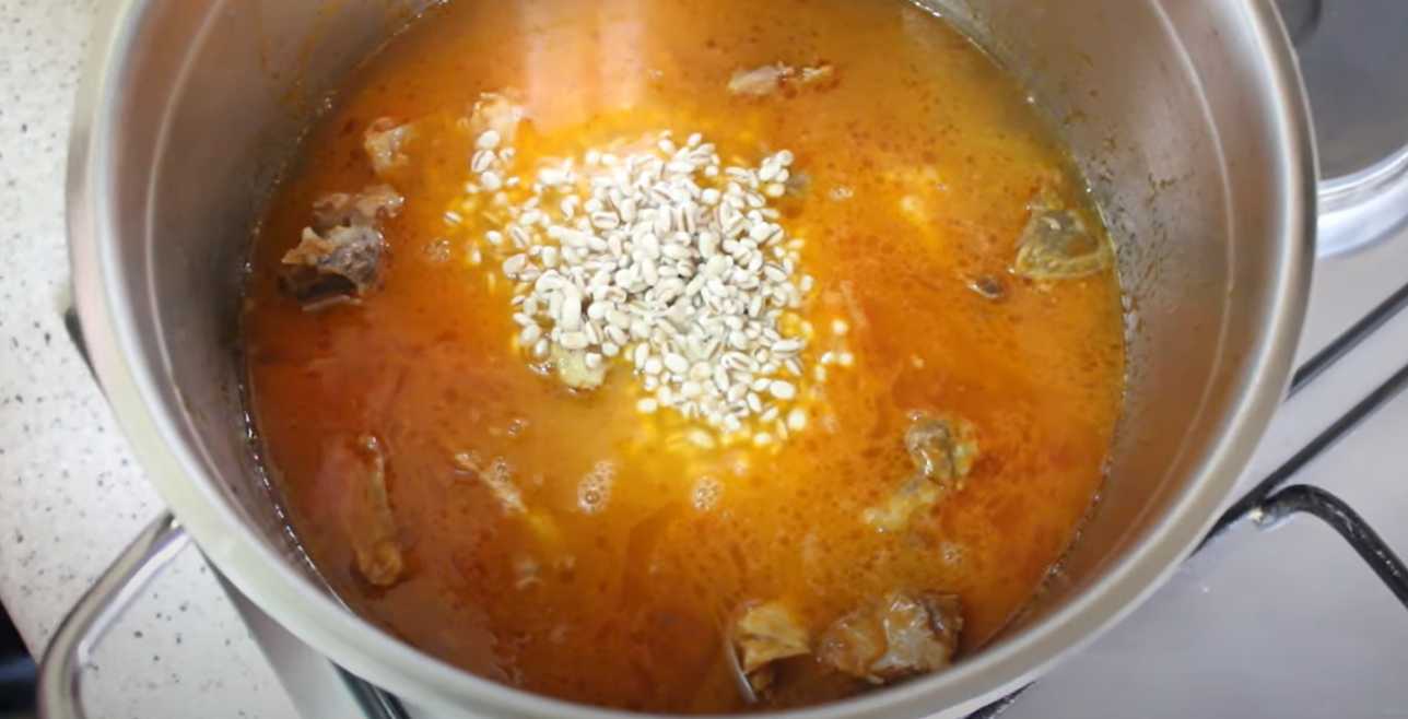 Классический мясной суп с перловкой-Шаг 9