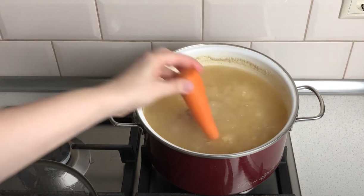 Классический гороховый суп с копчеными ребрышками-Шаг 8