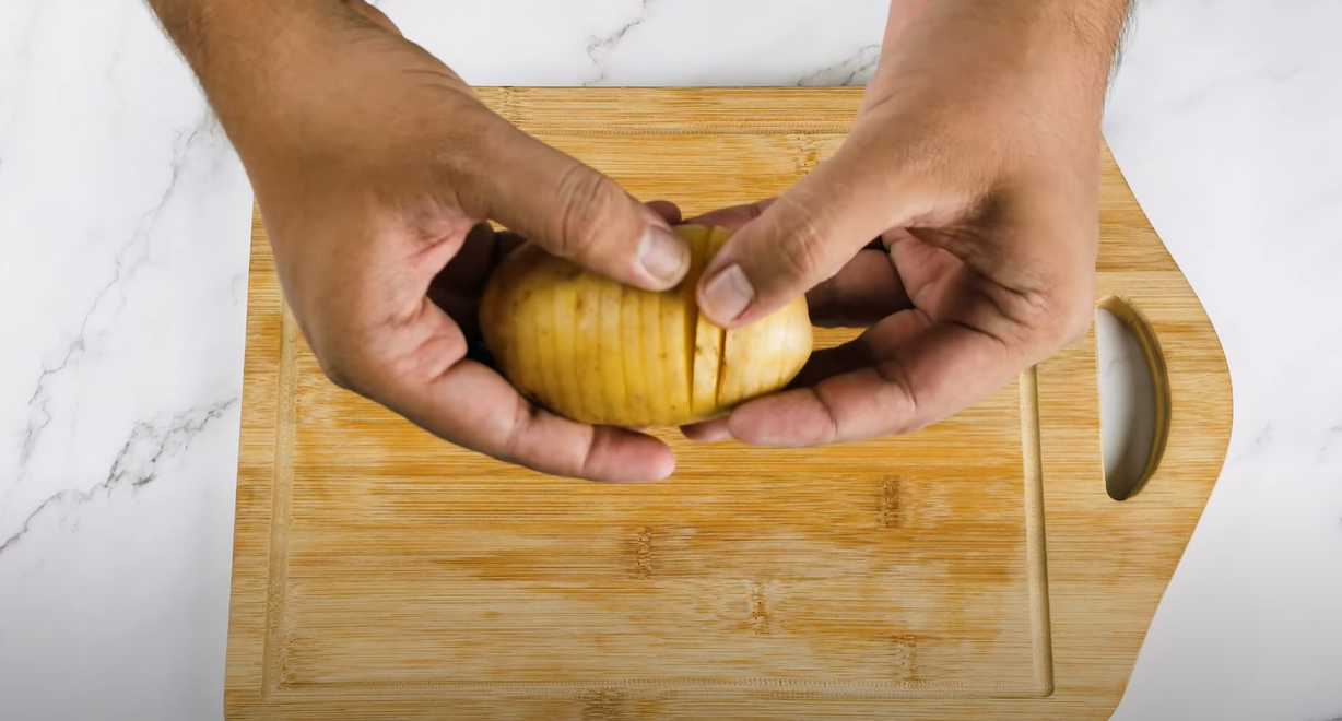 Запеченный картофель Хассельбак-Шаг 1