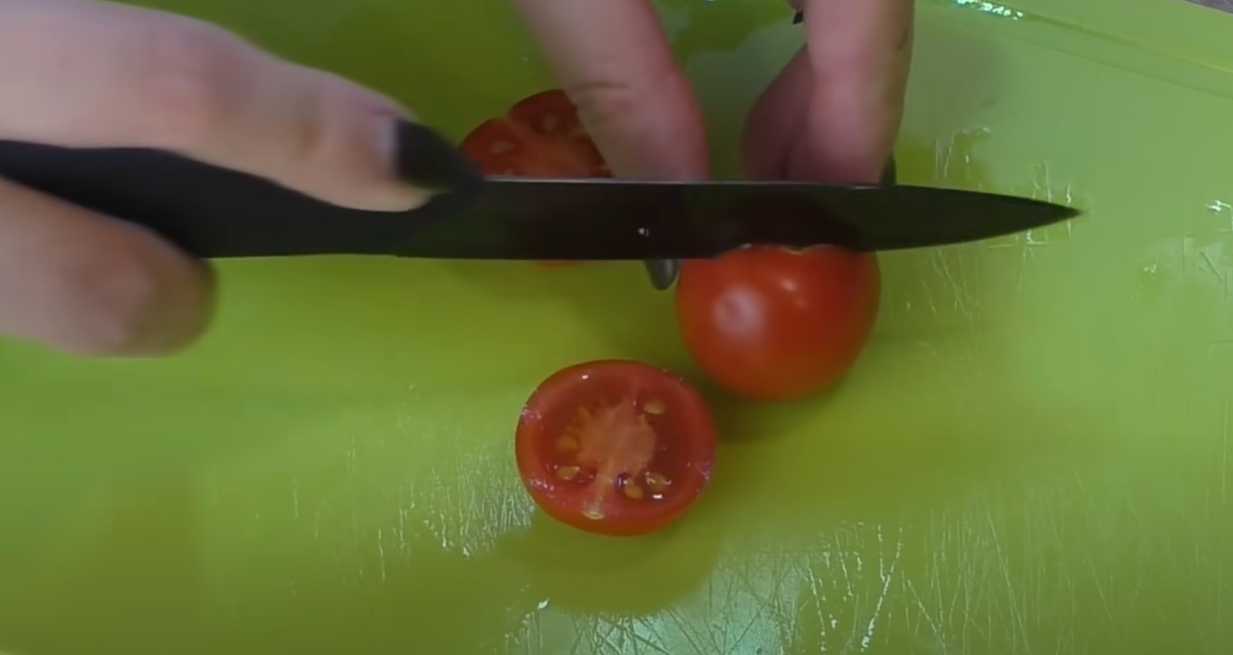 Греческий салат с фетаксой и маслинами-Шаг 2
