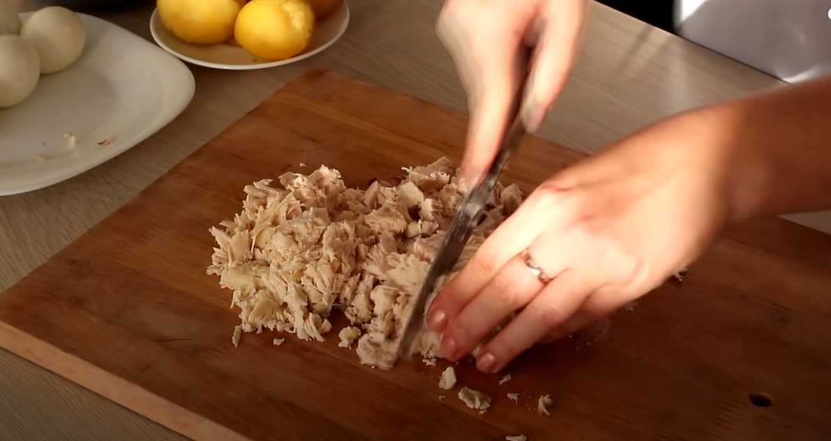 Салат с курицей и грибами-Шаг 8