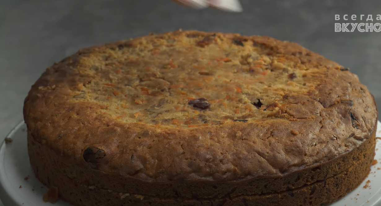 Морковный торт с грецкими орехами и изюмом-Шаг 13