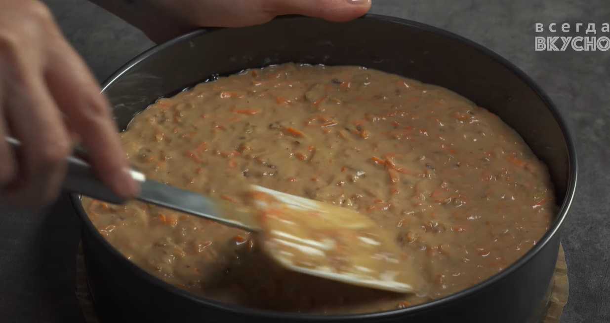 Морковный торт с грецкими орехами и изюмом-Шаг 9