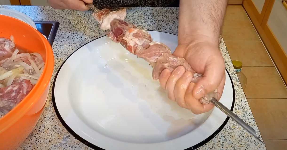 Советский шашлык с уксусом и луком из свинины-Шаг 10