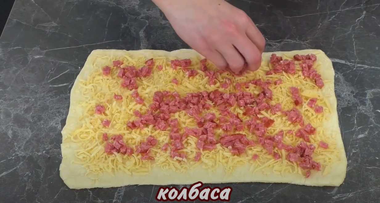 Пышные завитушки с сытной начинкой-Шаг 3