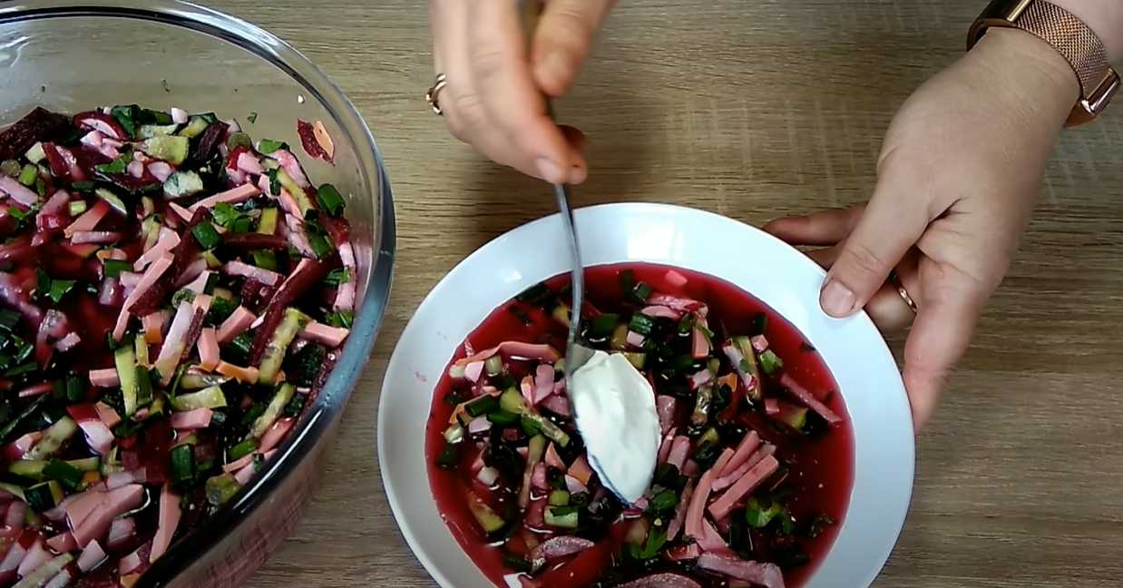 Холодный борщ с маринованной свеклой из банки-Шаг 5