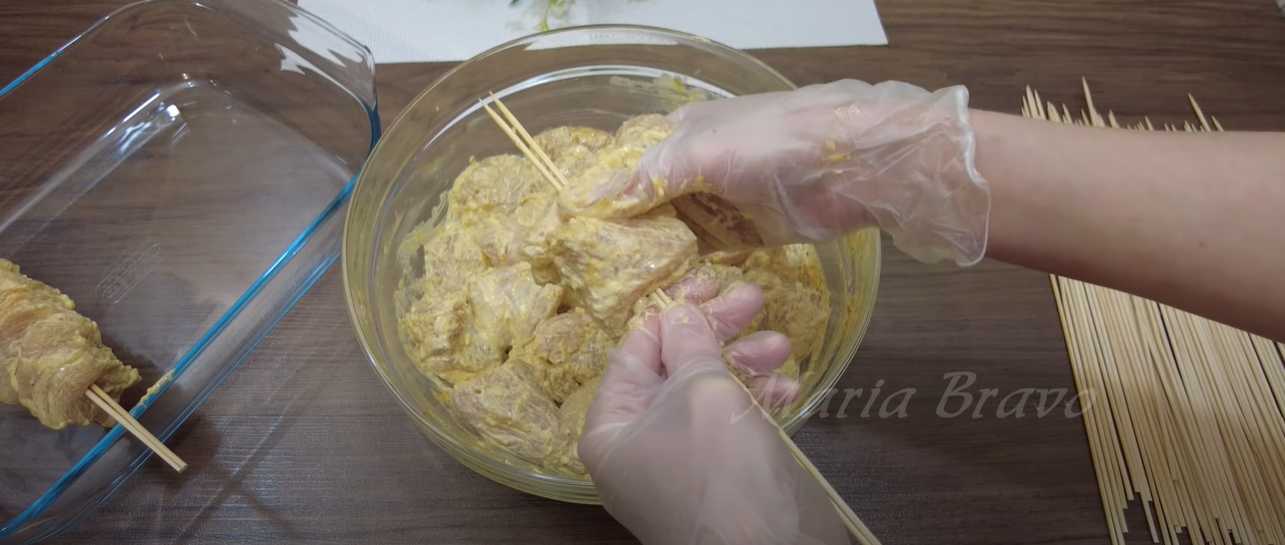 Шашлык из курицы в духовке-Шаг 5