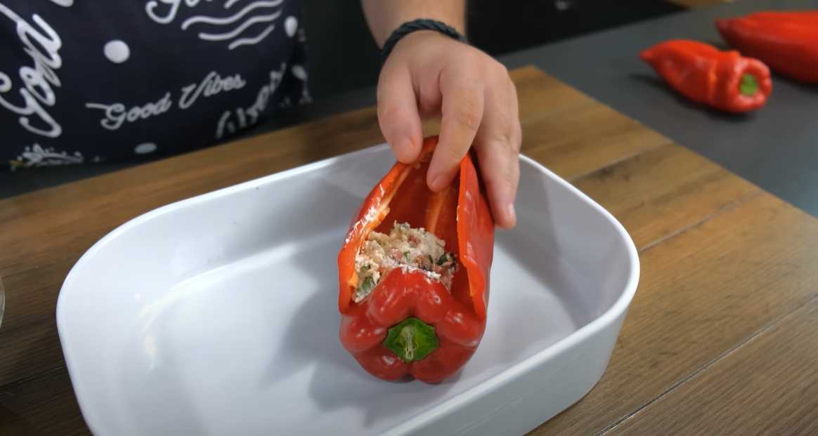 Фаршированные красные перцы с сыром фета-Шаг 10