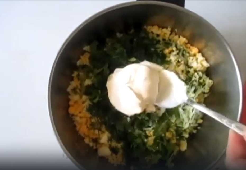 Окрошка с редькой и картофелем на воде с майонезом-Шаг 7