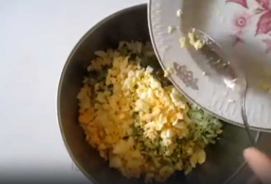 Окрошка с редькой и картофелем на воде с майонезом-Шаг 6