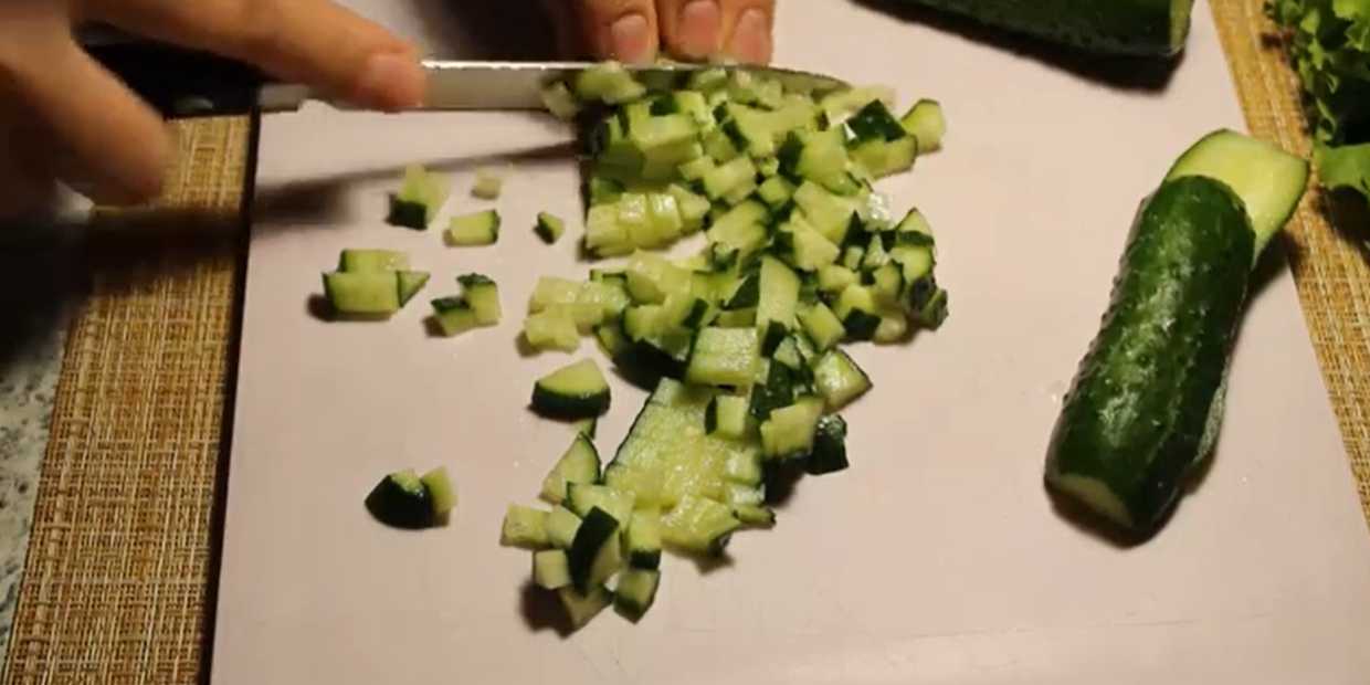 Армянская окрошка на мацони с огурцами-Шаг 1