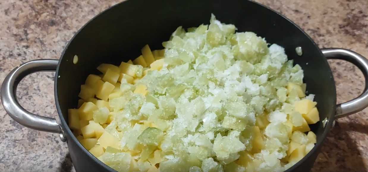 Окрошка на бульоне с курицей-Шаг 7