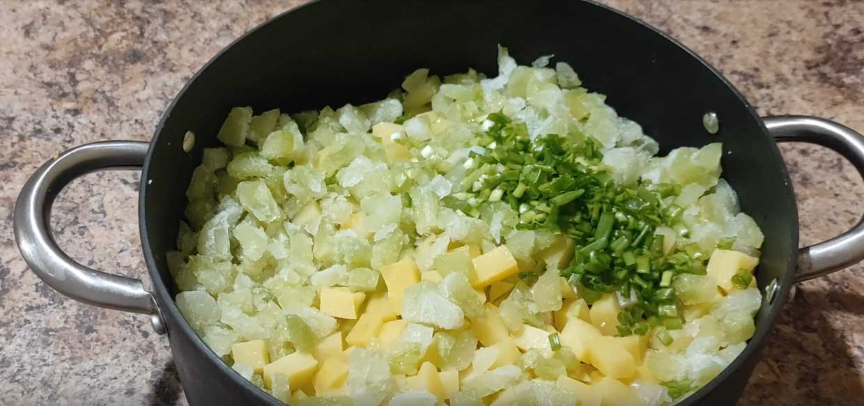 Окрошка на бульоне с курицей-Шаг 8