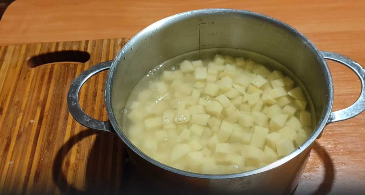 Окрошка на бульоне с курицей-Шаг 2