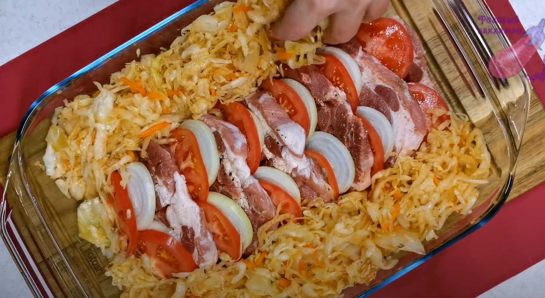 Запеченая свинина с капустой-Шаг 8