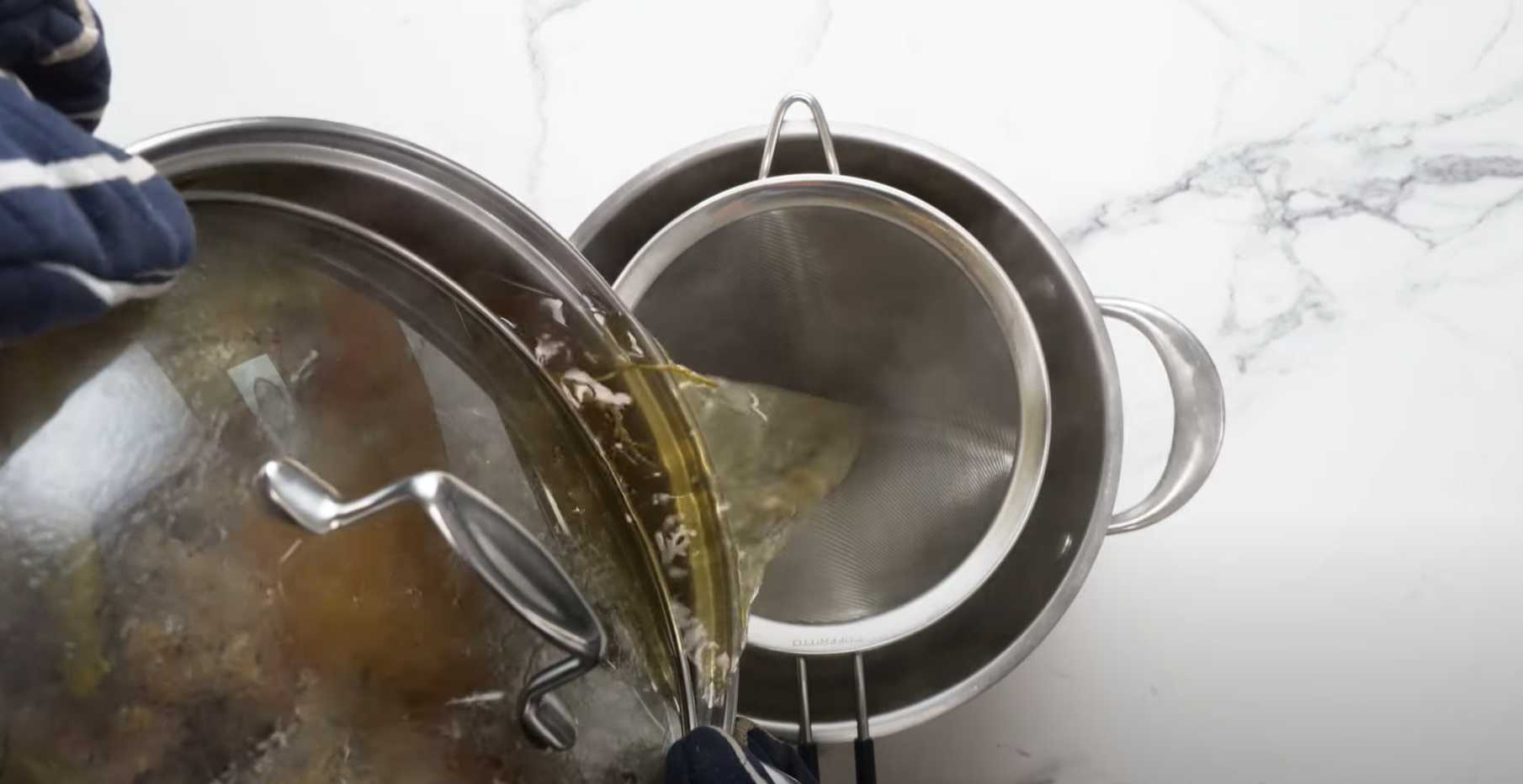 Домашний куриный бульон с овощами-Шаг 7
