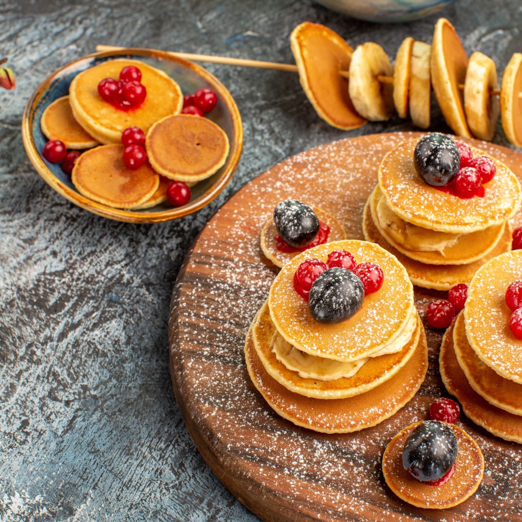 Статья: Масленица 2026: 10 Необычных Рецептов Блинов и Лайфхаков для Праздничного Стола