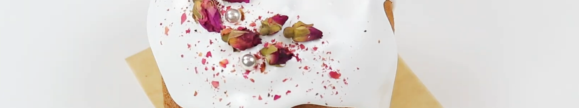 Кулич в духовке на опаре с цукатами и изюмом — Eda.Video