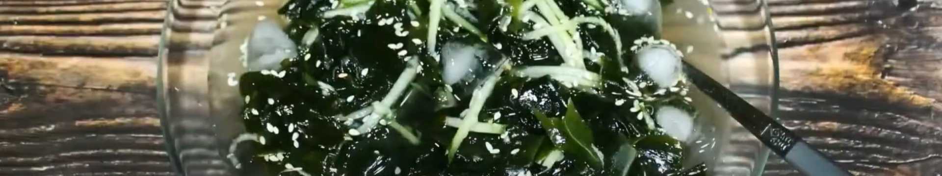 Холодный суп их огурцов Ои нэнгук — Eda.Video