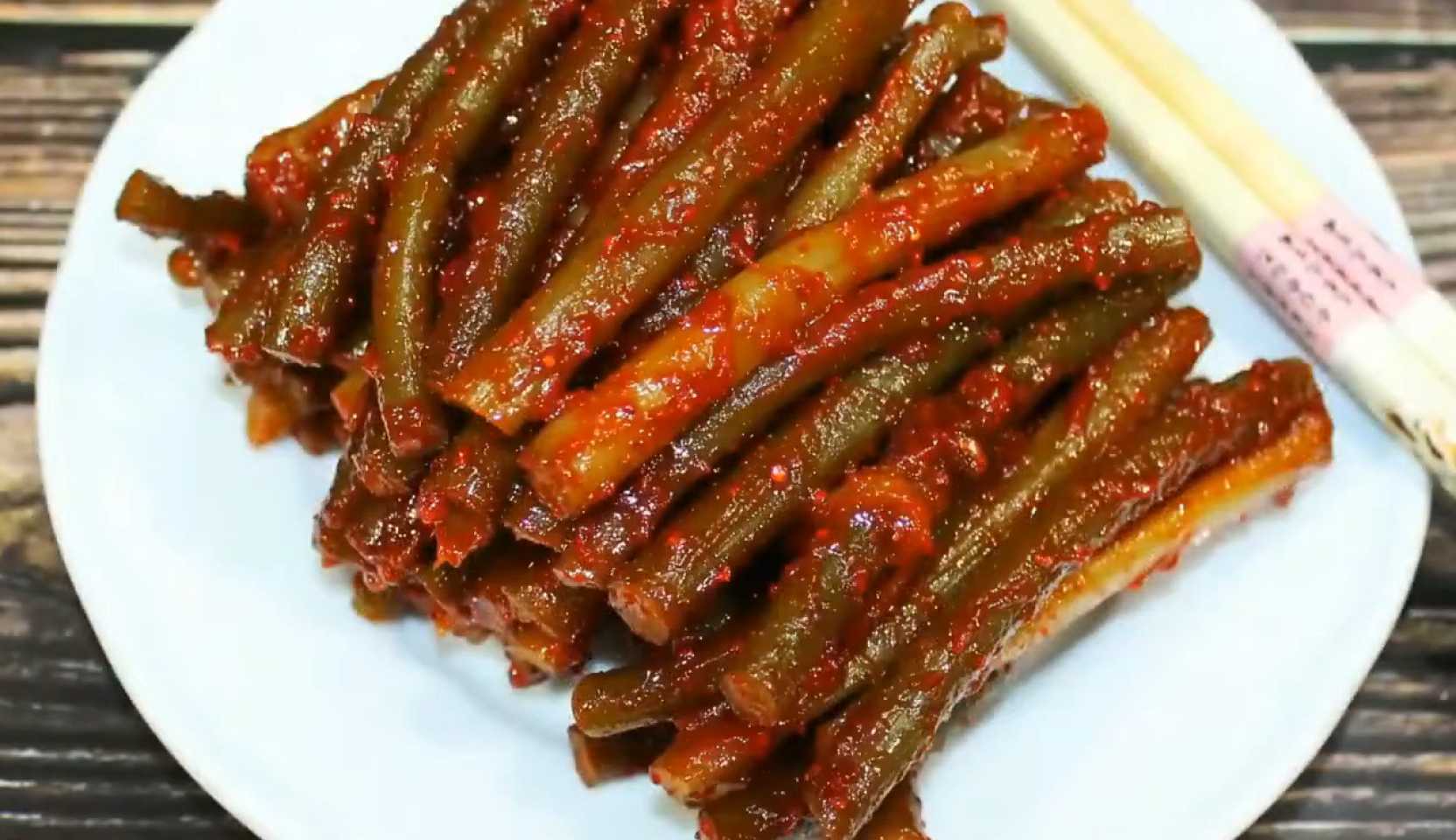 Изображение блюда: Острая закуска из стрелок чеснока — Eda.Video