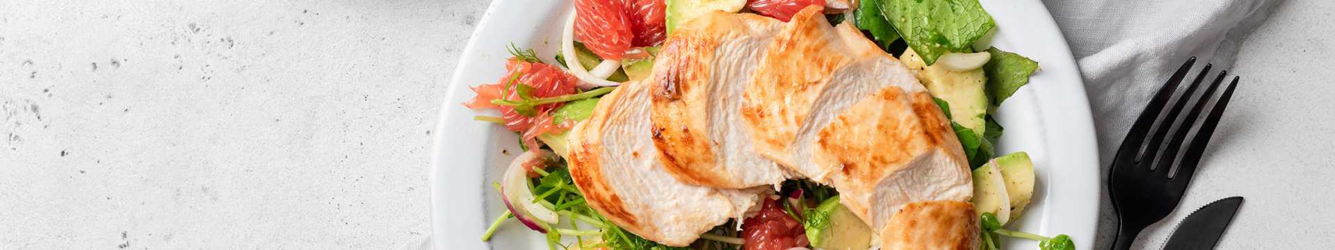 Куриная грудка в аэрогриле с овощным салатом — Eda.Video