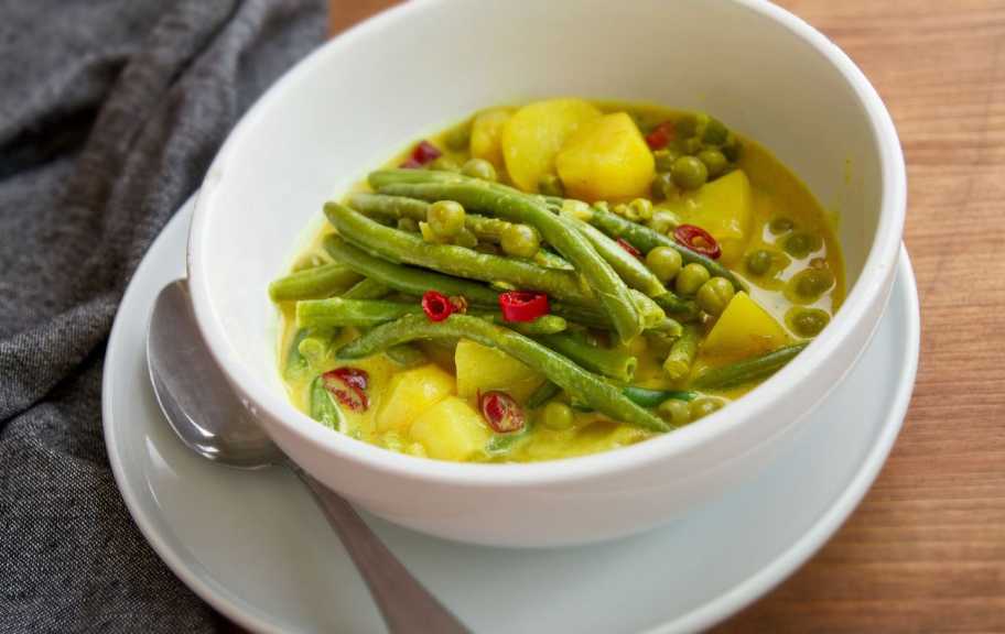 Рецепт: Куриный суп с зеленой фасолью