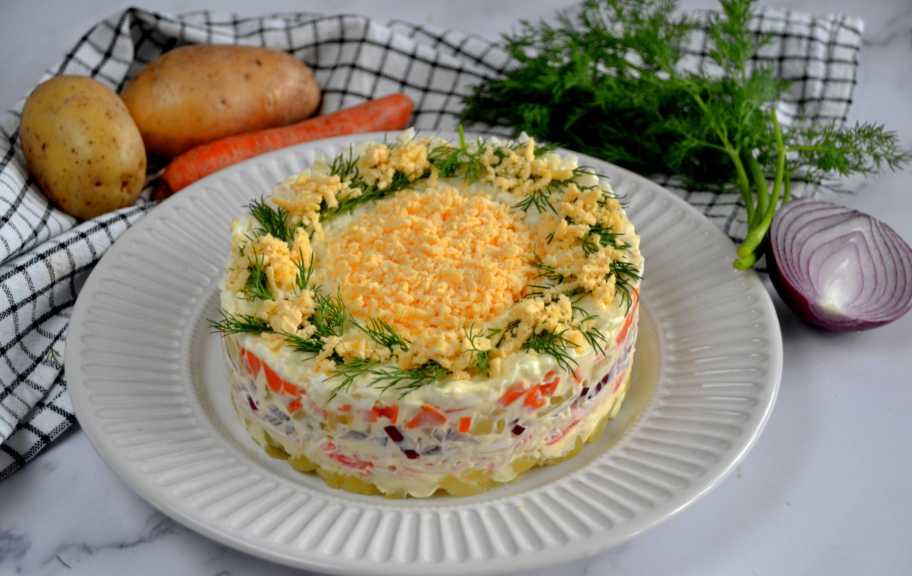 Новый рецепт: Салат мимоза с крабовыми палочками — Eda.Video