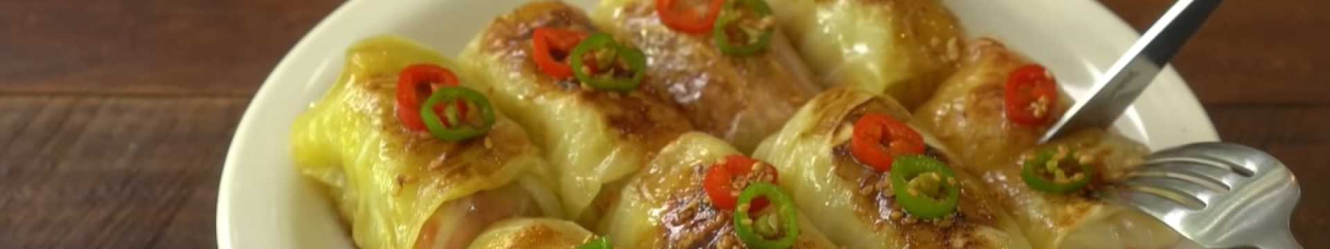Мини-голубцы с курицей и нутом — Eda.Video