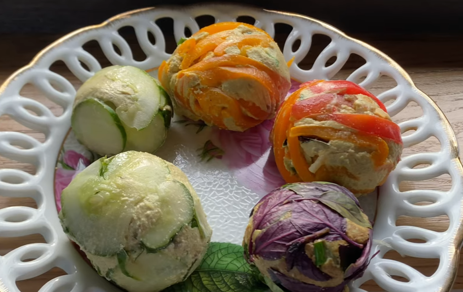 Новый рецепт: Сыроедческие котлеты с зерновой начинкой — Eda.Video