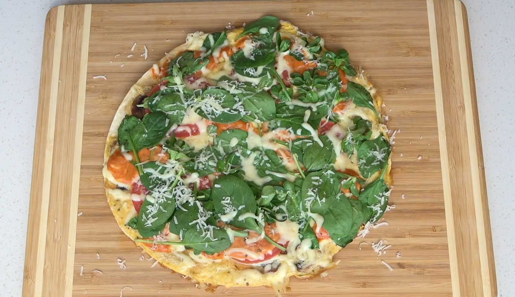 Изображение блюда: Пицца на лепешке тортилья на сковороде — Eda.Video