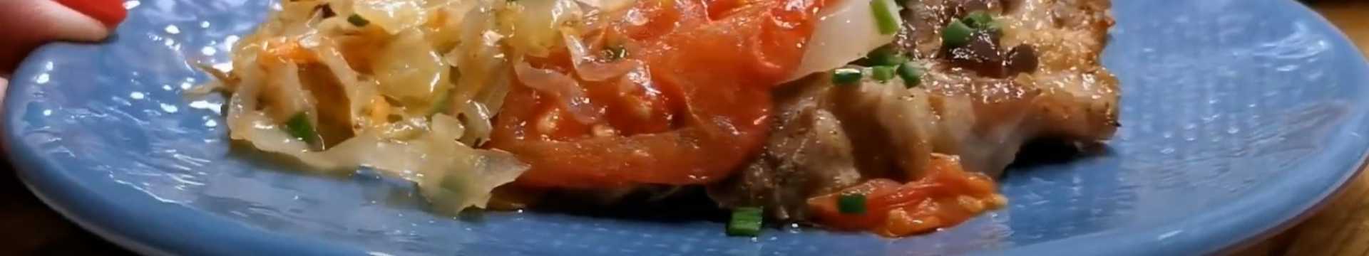 Запеченая свинина с капустой — Eda.Video