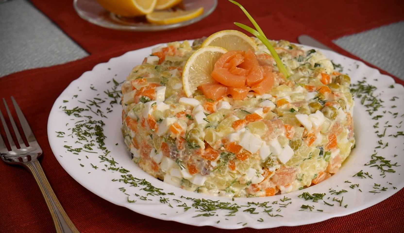 Изображение блюда: Оливье с  рыбой — Eda.Video