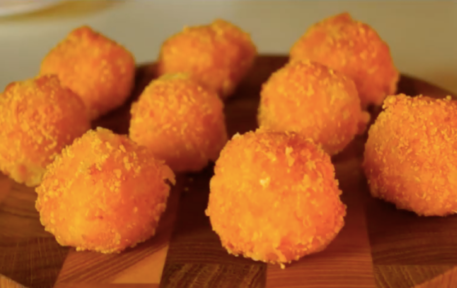 Новый рецепт: Яркая закуска из сыра — Eda.Video