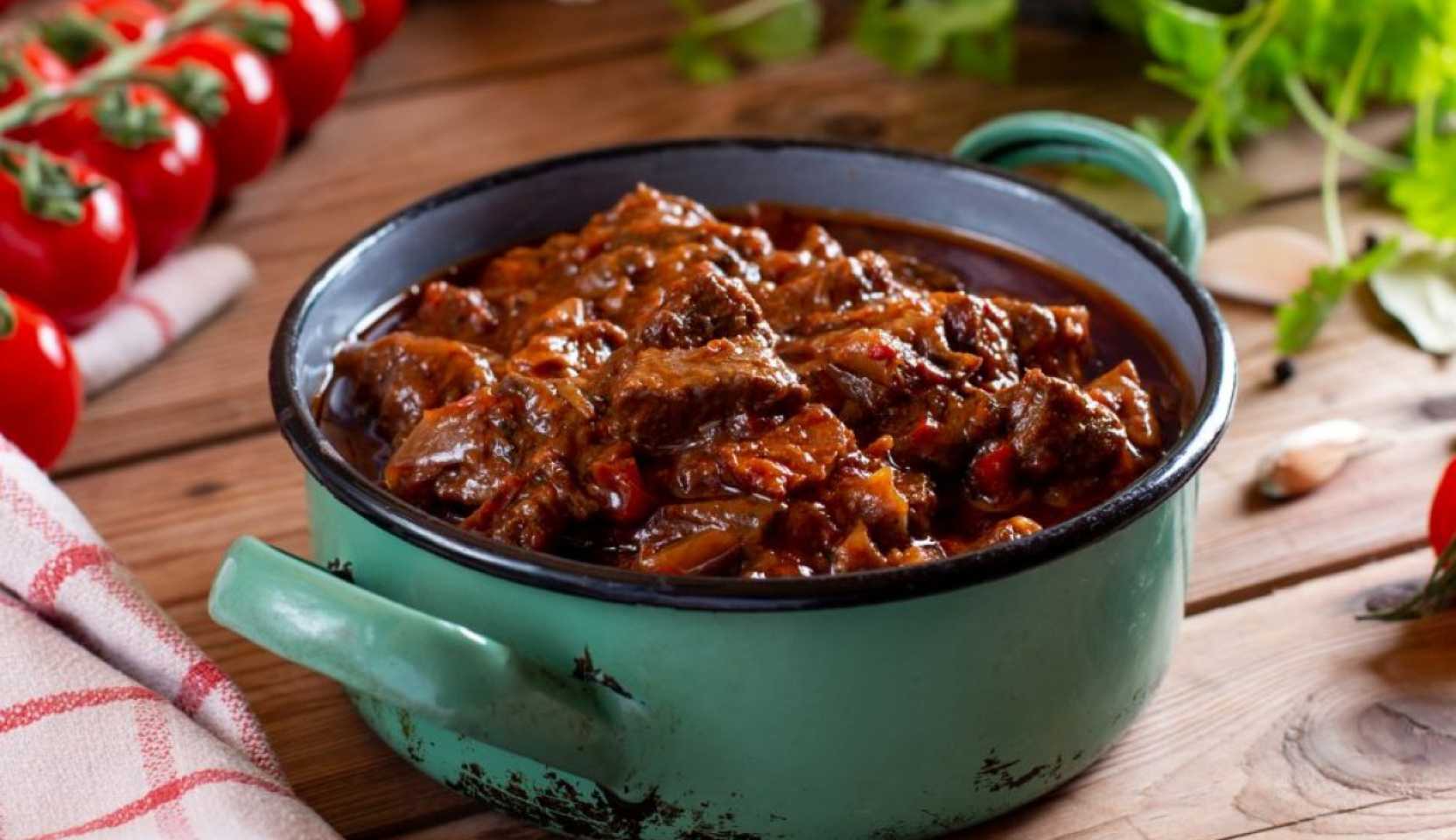 Изображение блюда: Рагу из говядины с овощами — Eda.Video