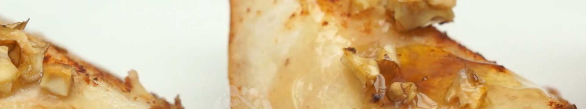 Запеченные груши с медом и корицей — Eda.Video