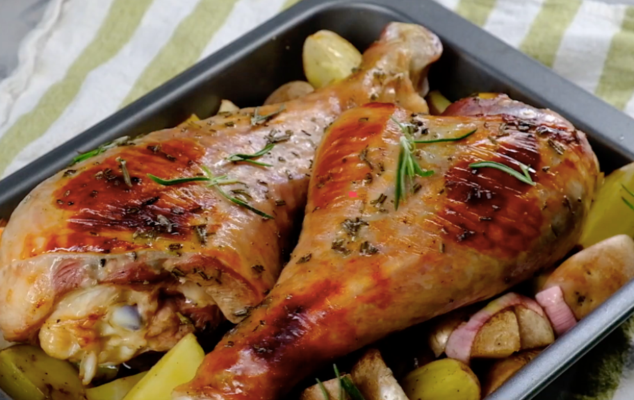 Новый рецепт: Голень индейки с картофелем — Eda.Video