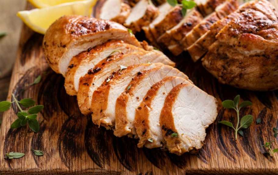 Новый рецепт: Куриная грудка в аэрогриле — Eda.Video