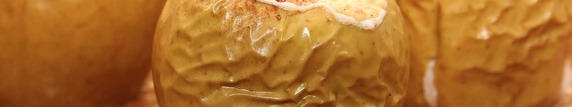 Запеченные яблоки с творогом и корицей — Eda.Video