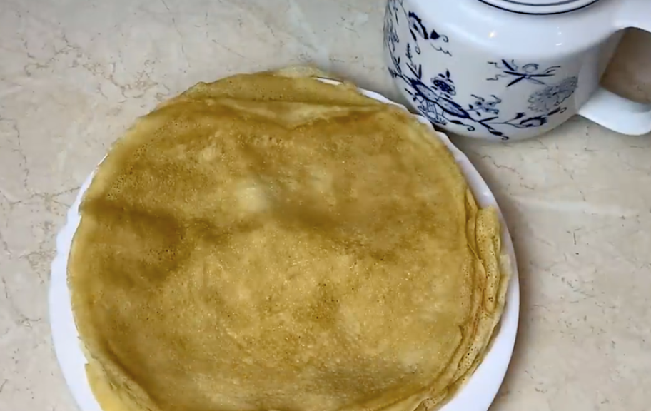 Новый рецепт: Блины на воде без молока — Eda.Video